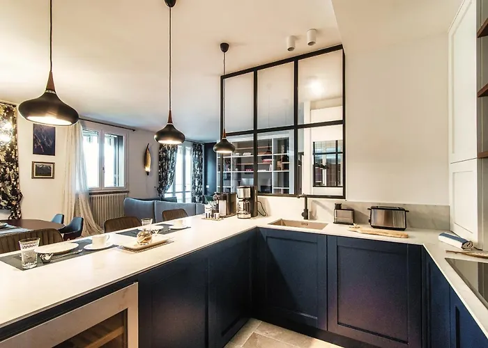 Apartment Blue - By Myhomeincomo *