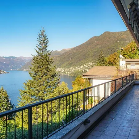 Blue - By Myhomeincomo Faggeto Lario