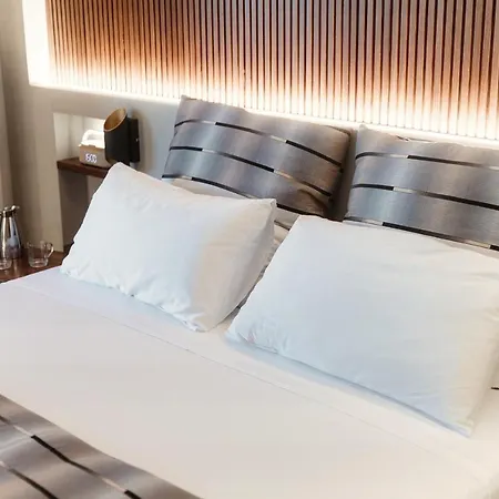 Blue - By Myhomeincomo Faggeto Lario