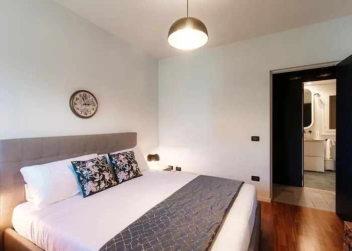 Blue - By Myhomeincomo Faggeto Lario